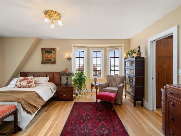 63 Crabtree Rd, Quincy MA 02171