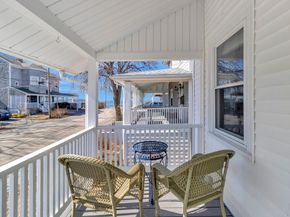 9 C St, Hull MA 02045