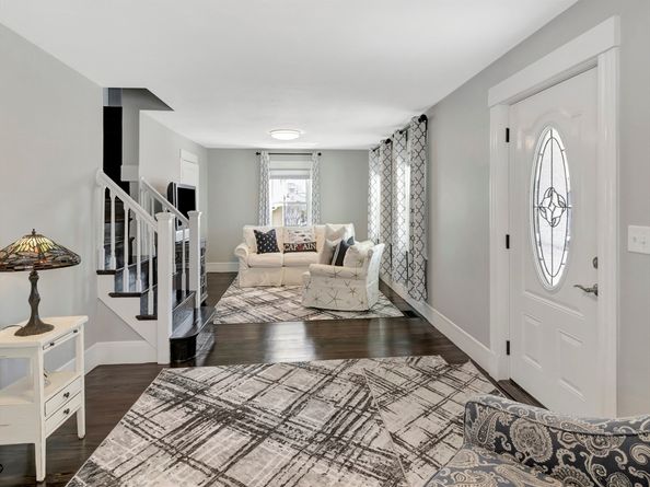 9 C St, Hull MA 02045