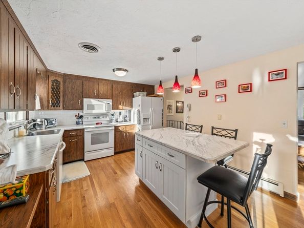 7 Brookside Terrace, Randolph MA 02368