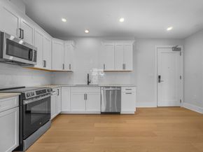 62 Foundry St 414, Wakefield MA 01880