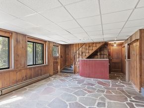 256 Massasoit Rd, Worcester MA 01604