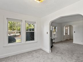 256 Massasoit Rd, Worcester MA 01604