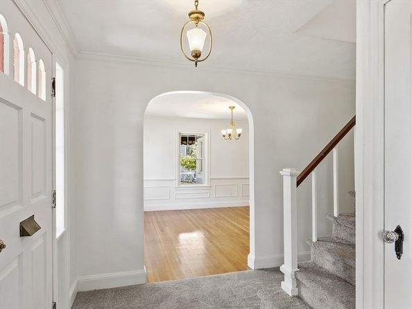 256 Massasoit Rd, Worcester MA 01604