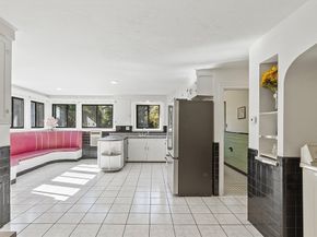 256 Massasoit Rd, Worcester MA 01604
