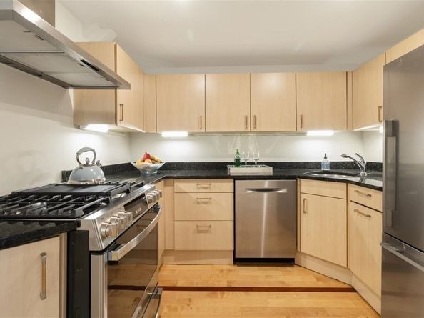298 Marlborough 1, Boston MA 02116