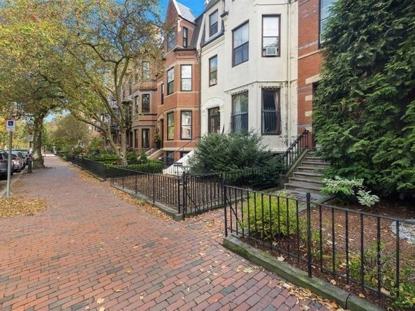 298 Marlborough 1, Boston MA 02116