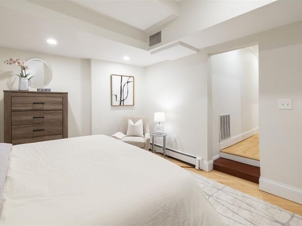 298 Marlborough 1, Boston MA 02116