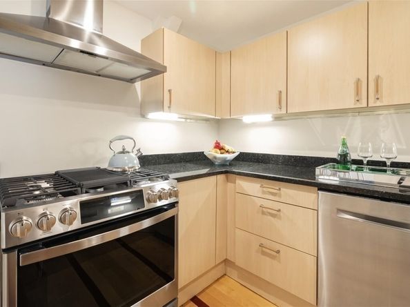 298 Marlborough 1, Boston MA 02116