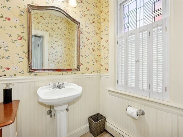 24 Bolton Street, Marlborough MA 01752