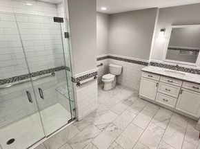 2001 Marina Dr 211, Quincy MA 02171