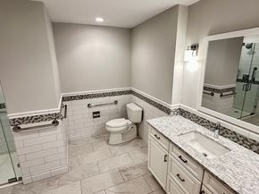 2001 Marina Dr 211, Quincy MA 02171