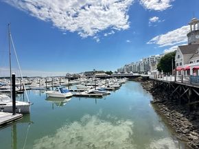 2001 Marina Dr 211, Quincy MA 02171