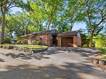 78 Windemere Cir