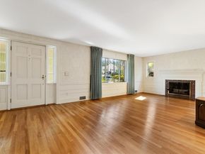 78 Windemere Cir, Braintree MA 02184