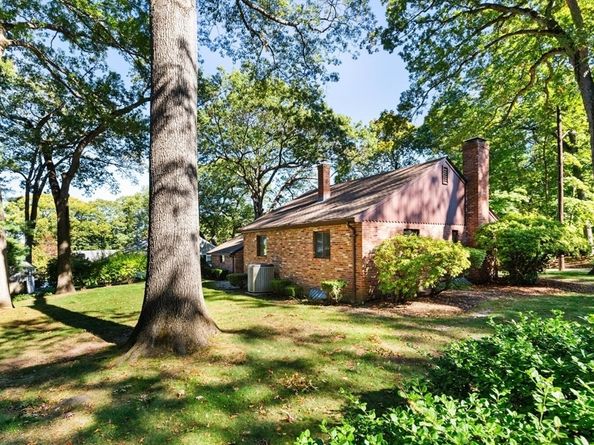 78 Windemere Cir, Braintree MA 02184