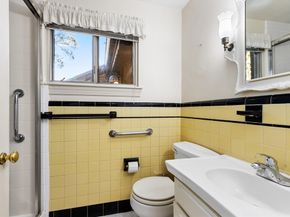 78 Windemere Cir, Braintree MA 02184