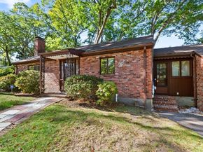 78 Windemere Cir, Braintree MA 02184