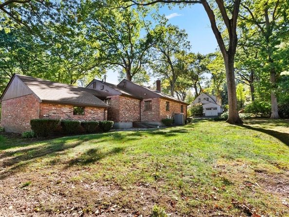 78 Windemere Cir, Braintree MA 02184