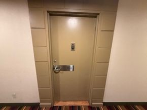 77 Pond Ave 1103, Brookline MA 02445