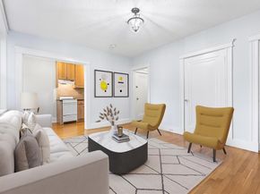 116 Riverway St 14, Boston MA 02215