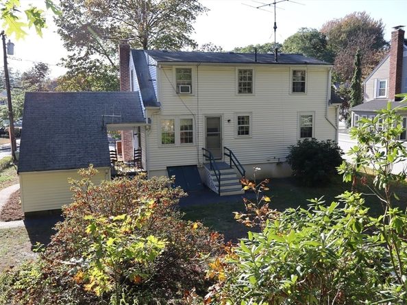 18 Crosby Rd, Wakefield MA 01880