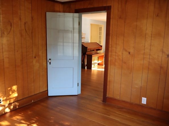 18 Crosby Rd, Wakefield MA 01880
