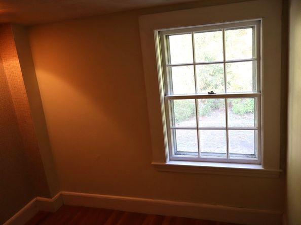 18 Crosby Rd, Wakefield MA 01880
