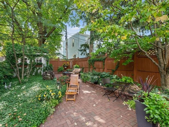 583 E Broadway, Boston MA 02127