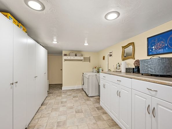 583 E Broadway, Boston MA 02127