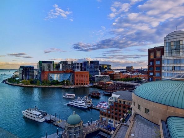 10 Rowes Wharf PH4, Boston MA 02110
