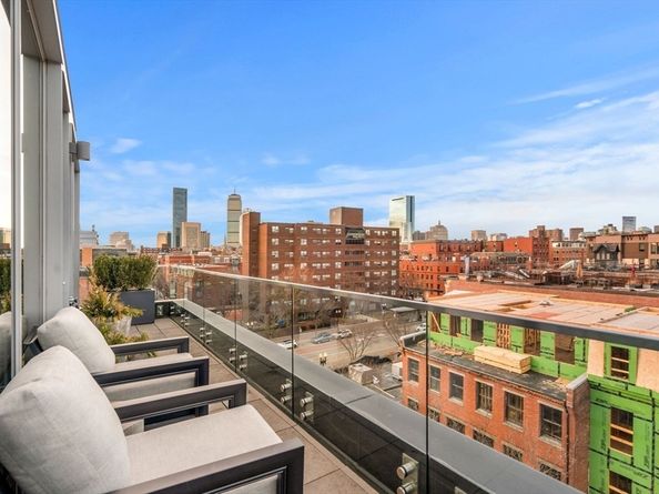 7 East Springfield PH6, Boston MA 02118