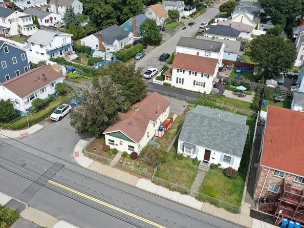 249 Lake Street, Waltham MA 02451