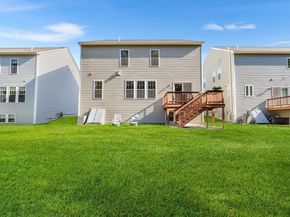 194 Stonehaven Dr, Weymouth MA 02190