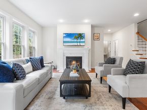194 Stonehaven Dr, Weymouth MA 02190