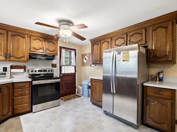 68 Housatonic Street, Worcester MA 01606