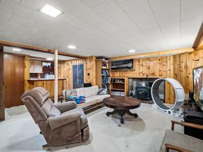 68 Housatonic Street, Worcester MA 01606