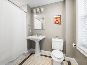 59 Rutland St 3, Boston MA 02118