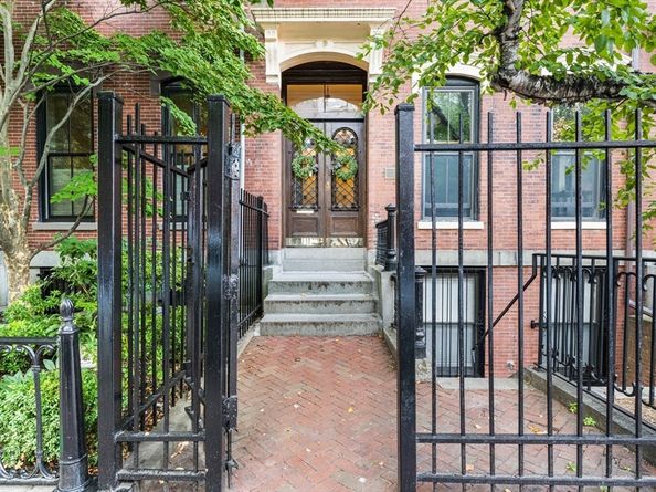 59 Rutland St 3, Boston MA 02118