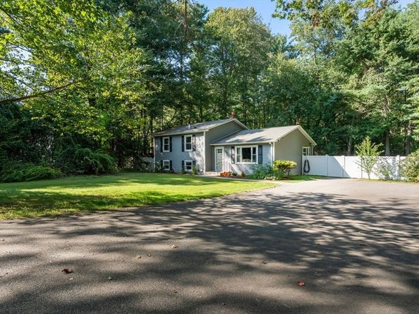 75 Westview, Lexington MA 02421