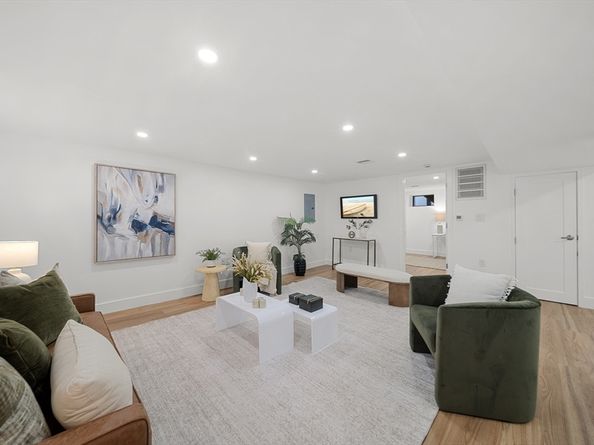 9 Noble Ct., Boston MA 02128