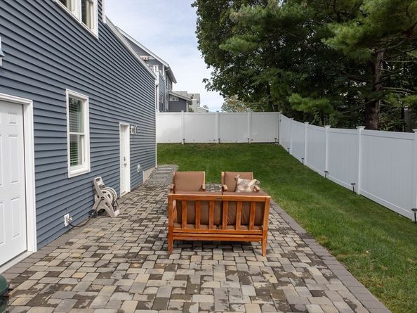 22 Winslow Rd, Quincy MA 02171