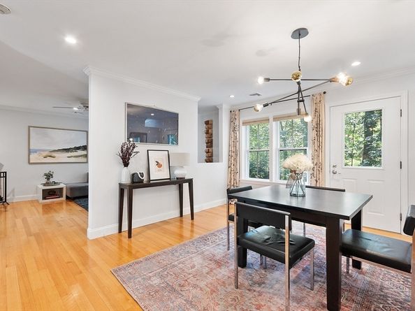 36 Indian Camp Lane D, Lincoln MA 01773