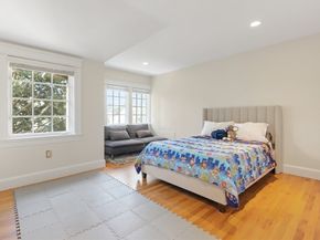 245 Woodward St, Newton MA 02468