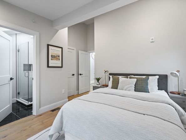 190 Salem 5, Boston MA 02113
