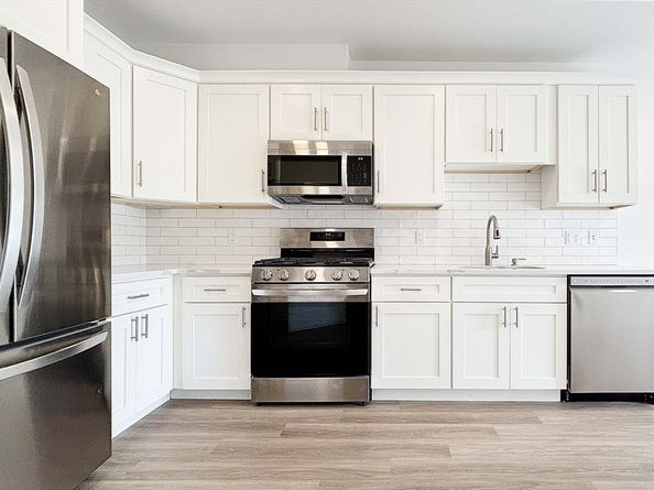 1133 North Shore Rd 205, Revere MA 02151