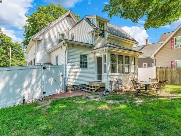 42 Rock St, Whitman MA 02382