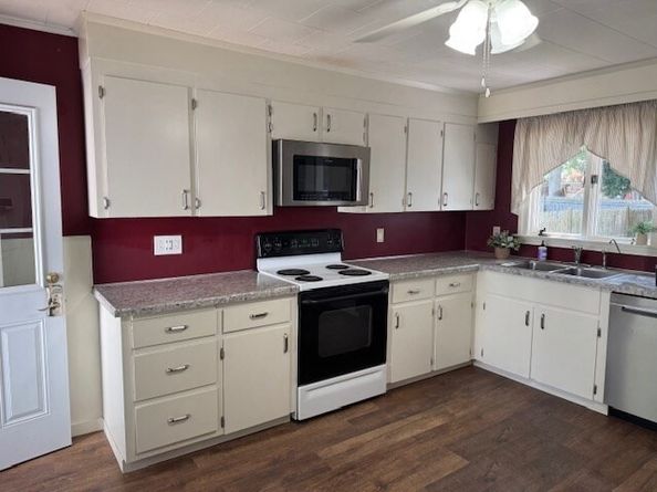 42 Rock St, Whitman MA 02382