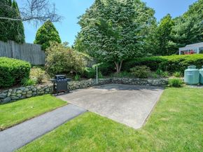 2 Otis St, Woburn MA 01801