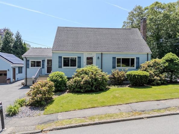 2 Otis St, Woburn MA 01801